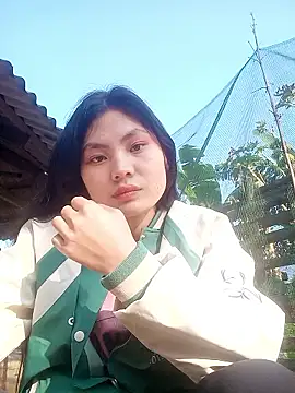 Snapshot of Hilary-123 chatting on January 12, 2026, 1:44 am Hilary-123 online show from January 12, 2026, 1:44 am