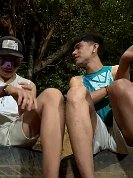 Snapshot of Latin_boys79 chatting on December 18, 2025, 5:24 am Latin boys79 online show from December 18, 2025, 5:24 am