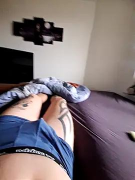 Snapshot of Chiemsee610 chatting on December 4, 2025, 2:37 pm Chiemsee610 online show from December 4, 2025, 2:37 pm