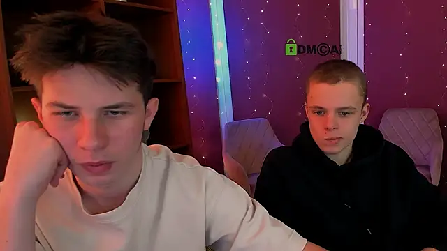 Snapshot of leo_valor chatting on December 15, 2025, 12:42 pm leo valor online show from December 15, 2025, 12:42 pm