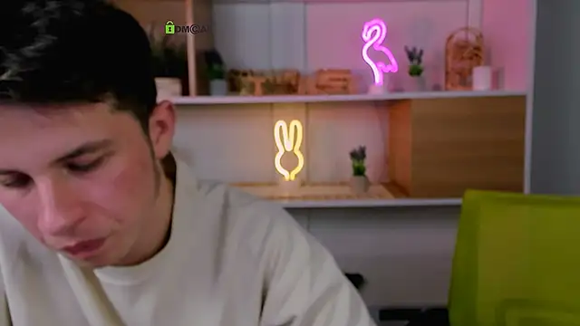 Snapshot of leo_valor chatting on December 16, 2025, 2:22 pm leo valor online show from December 16, 2025, 2:22 pm