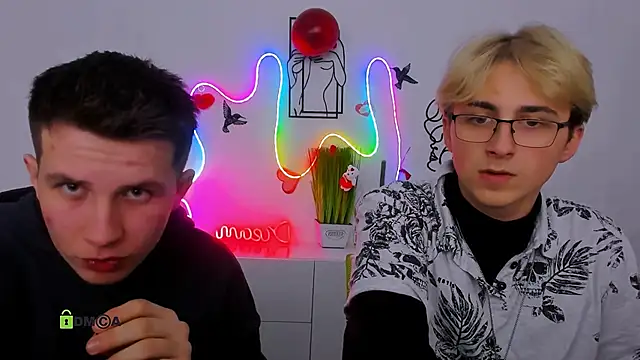 Snapshot of leo_valor chatting on February 22, 2026, 7:23 pm leo valor online show from February 22, 2026, 7:23 pm