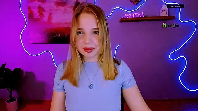 Snapshot of teya_starling chatting on March 21, 2026, 8:41 am teya starling online show from March 21, 2026, 8:41 am