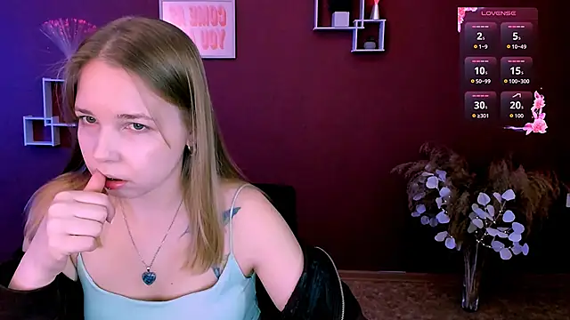 Snapshot of teya_starling chatting on March 23, 2026, 8:51 am teya starling online show from March 23, 2026, 8:51 am