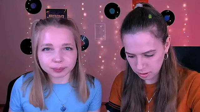 Snapshot of teya_starling chatting on March 27, 2026, 8:37 am teya starling online show from March 27, 2026, 8:37 am
