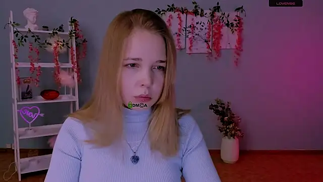 Snapshot of teya_starling chatting on March 29, 2026, 7:52 am teya starling online show from March 29, 2026, 7:52 am