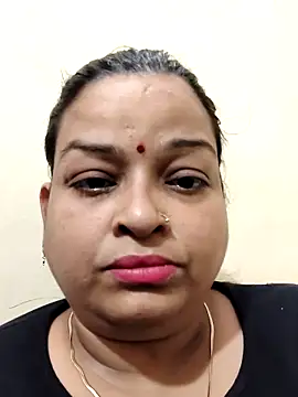 Snapshot of Sexey-Model21 chatting on February 19, 2026, 9:49 am Sexey-Model21 online show from February 19, 2026, 9:49 am