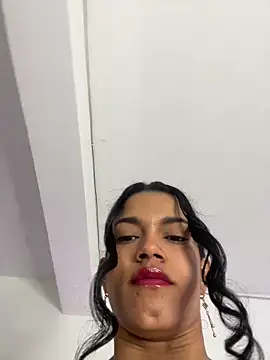 Snapshot of IrisFit chatting on February 5, 2026, 1:27 pm IrisFit online show from February 5, 2026, 1:27 pm