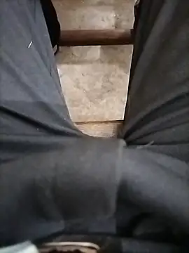 slimmicute online show from December 17, 2025, 1:06 pm