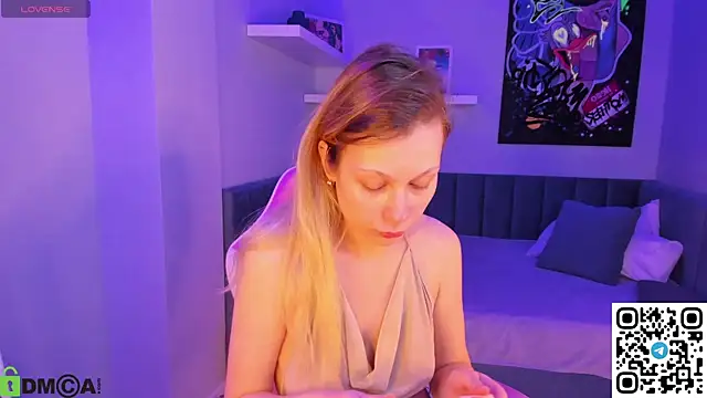 Snapshot of Michelle_Mary chatting on December 14, 2025, 1:22 am Michelle Mary online show from December 14, 2025, 1:22 am