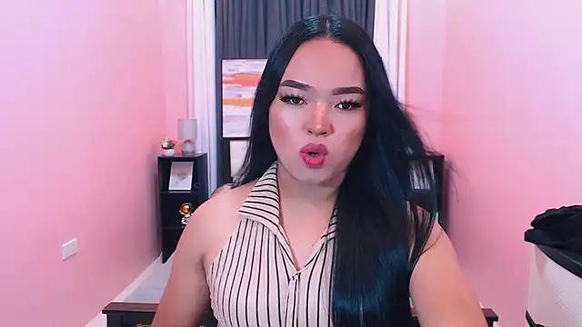 Fantacyloverr online show from March 5, 2026, 10:17 pm