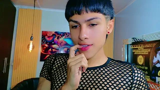 StormLuxX online show from December 3, 2025, 11:52 am