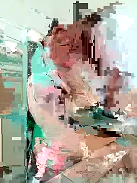 Snapshot of MisNicol chatting on December 15, 2025, 7:29 pm MisNicol online show from December 15, 2025, 7:29 pm