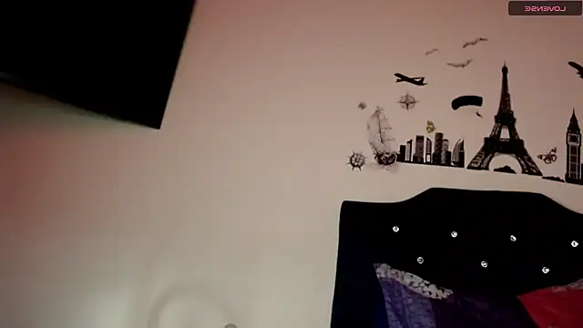 Snapshot of MisNicol chatting on December 22, 2025, 9:34 pm MisNicol online show from December 22, 2025, 9:34 pm