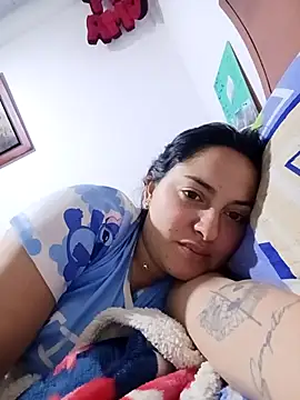 Snapshot of MisNicol chatting on January 12, 2026, 1:33 am MisNicol online show from January 12, 2026, 1:33 am