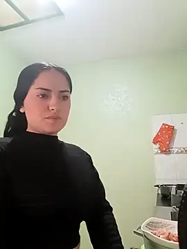 Snapshot of MisNicol chatting on February 4, 2026, 9:53 pm MisNicol online show from February 4, 2026, 9:53 pm