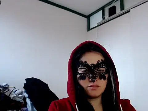 Snapshot of MisNicol chatting on February 16, 2026, 9:22 pm MisNicol online show from February 16, 2026, 9:22 pm