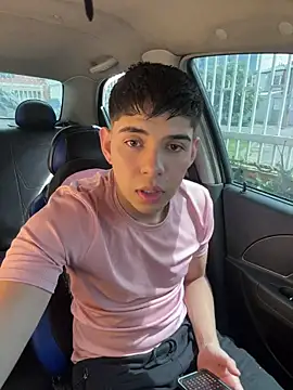 Snapshot of Johan_stick chatting on December 14, 2025, 6:12 pm Johan stick online show from December 14, 2025, 6:12 pm