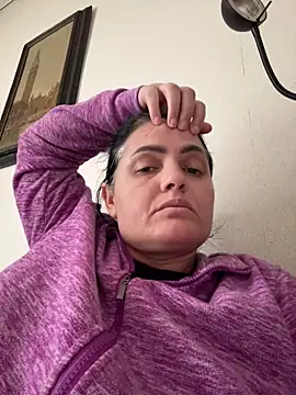 Snapshot of gini92 chatting on February 1, 2026, 12:26 pm gini92 online show from February 1, 2026, 12:26 pm