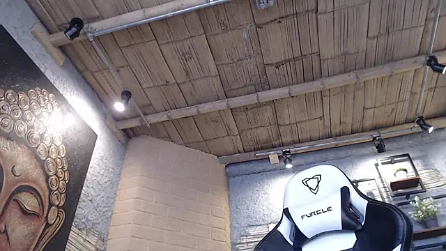 Snapshot of NaughtyNebula chatting on December 5, 2025, 4:47 pm NaughtyNebula online show from December 5, 2025, 4:47 pm