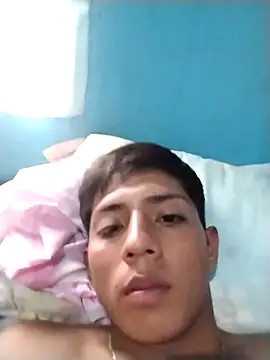 Snapshot of Manuelp0203 chatting on April 12, 2026, 9:31 pm Manuelp0203 online show from April 12, 2026, 9:31 pm