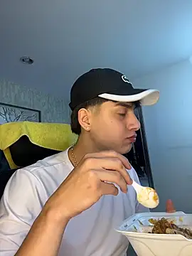 Lander Cruz online show from February 24, 2026, 7:56 pm