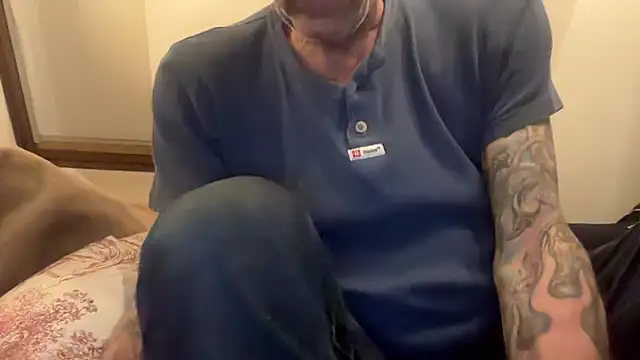 Snapshot of CBT-Sounding chatting on January 11, 2026, 12:48 am CBT-Sounding online show from January 11, 2026, 12:48 am