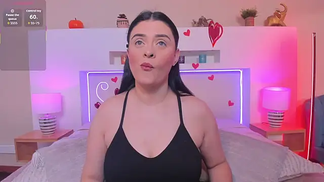 AnikaRomanoff  online show from February 25, 2026, 11:42 am