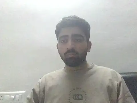 Snapshot of Jahaan2243 chatting on December 5, 2025, 3:52 pm Jahaan2243 online show from December 5, 2025, 3:52 pm