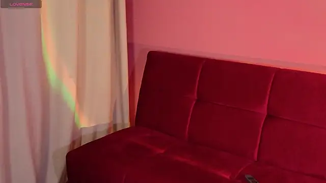 Snapshot of alisson_desire chatting on December 18, 2025, 10:49 pm alisson desire online show from December 18, 2025, 10:49 pm