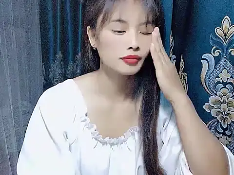 Snapshot of Nana569 chatting on December 15, 2025, 7:29 pm Nana569 online show from December 15, 2025, 7:29 pm