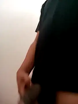 Snapshot of cachorrosexmex chatting on December 18, 2025, 8:26 pm cachorrosexmex online show from December 18, 2025, 8:26 pm