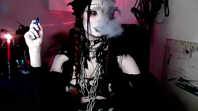 Snapshot of EmpressMorrigan chatting on January 15, 2026, 1:48 pm EmpressMorrigan online show from January 15, 2026, 1:48 pm