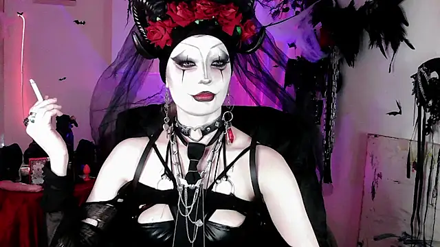 Snapshot of EmpressMorrigan chatting on March 14, 2026, 11:26 am EmpressMorrigan online show from March 14, 2026, 11:26 am