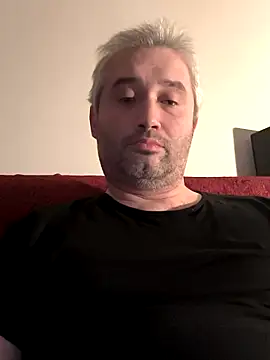 Snapshot of Olomoucak1982 chatting on December 16, 2025, 2:55 pm Olomoucak1982 online show from December 16, 2025, 2:55 pm