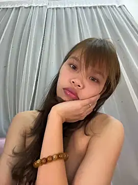 Snapshot of say-hi2 chatting on December 16, 2025, 6:35 pm say-hi2 online show from December 16, 2025, 6:35 pm