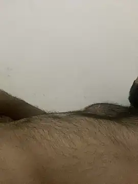 Snapshot of Shihba9633 chatting on December 19, 2025, 11:01 pm Shihba9633 online show from December 19, 2025, 11:01 pm