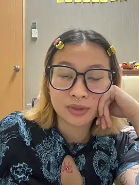 Snapshot of abella1116 chatting on February 3, 2026, 3:17 pm abella1116 online show from February 3, 2026, 3:17 pm