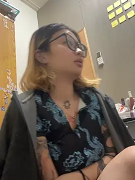 Snapshot of abella1116 chatting on February 14, 2026, 5:10 pm abella1116 online show from February 14, 2026, 5:10 pm