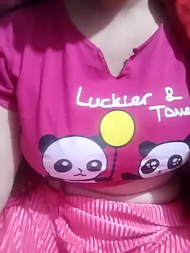 hottyrose69 online show from February 19, 2026, 5:25 am