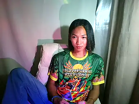 Snapshot of msrubyx chatting on December 5, 2025, 4:21 am msrubyx online show from December 5, 2025, 4:21 am