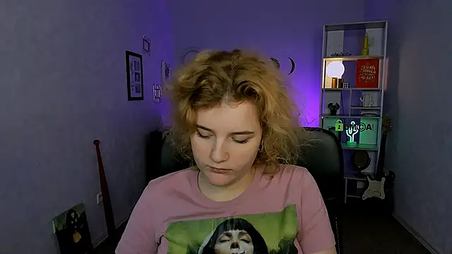 Snapshot of lolli_popsi chatting on December 19, 2025, 4:25 pm lolli popsi online show from December 19, 2025, 4:25 pm