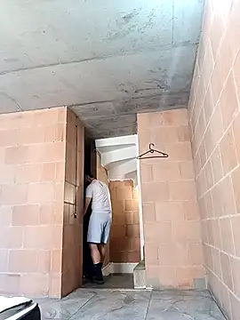 Snapshot of MaxSteel_x chatting on December 16, 2025, 4:23 pm MaxSteel x online show from December 16, 2025, 4:23 pm