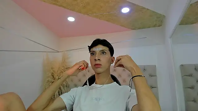 Snapshot of Jamess_Carterr_ chatting on February 2, 2026, 8:18 pm Jamess Carterr online show from February 2, 2026, 8:18 pm