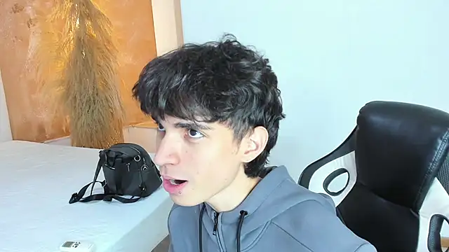 Snapshot of CONNOR_STONNE_ chatting on February 20, 2026, 7:36 pm CONNOR STONNE online show from February 20, 2026, 7:36 pm