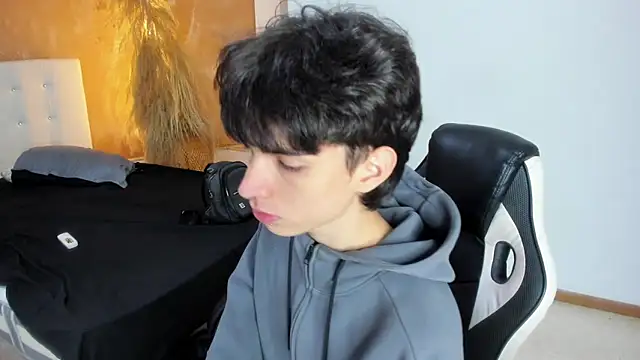 Snapshot of CONNOR_STONNE_ chatting on February 28, 2026, 8:54 pm CONNOR STONNE online show from February 28, 2026, 8:54 pm