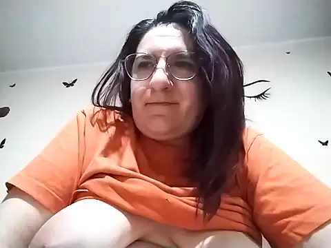 Dana92va online show from February 22, 2026, 12:45 am