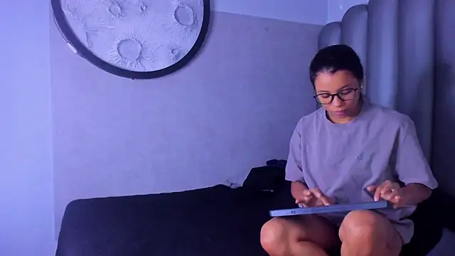 Snapshot of pitufa- chatting on January 6, 2026, 7:28 pm pitufa- online show from January 6, 2026, 7:28 pm