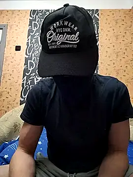 Snapshot of Raf25ik chatting on December 15, 2025, 10:25 pm Raf25ik online show from December 15, 2025, 10:25 pm