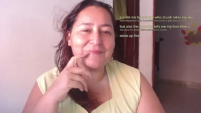 Snapshot of VioletBruces chatting on December 4, 2025, 11:41 am VioletBruces online show from December 4, 2025, 11:41 am